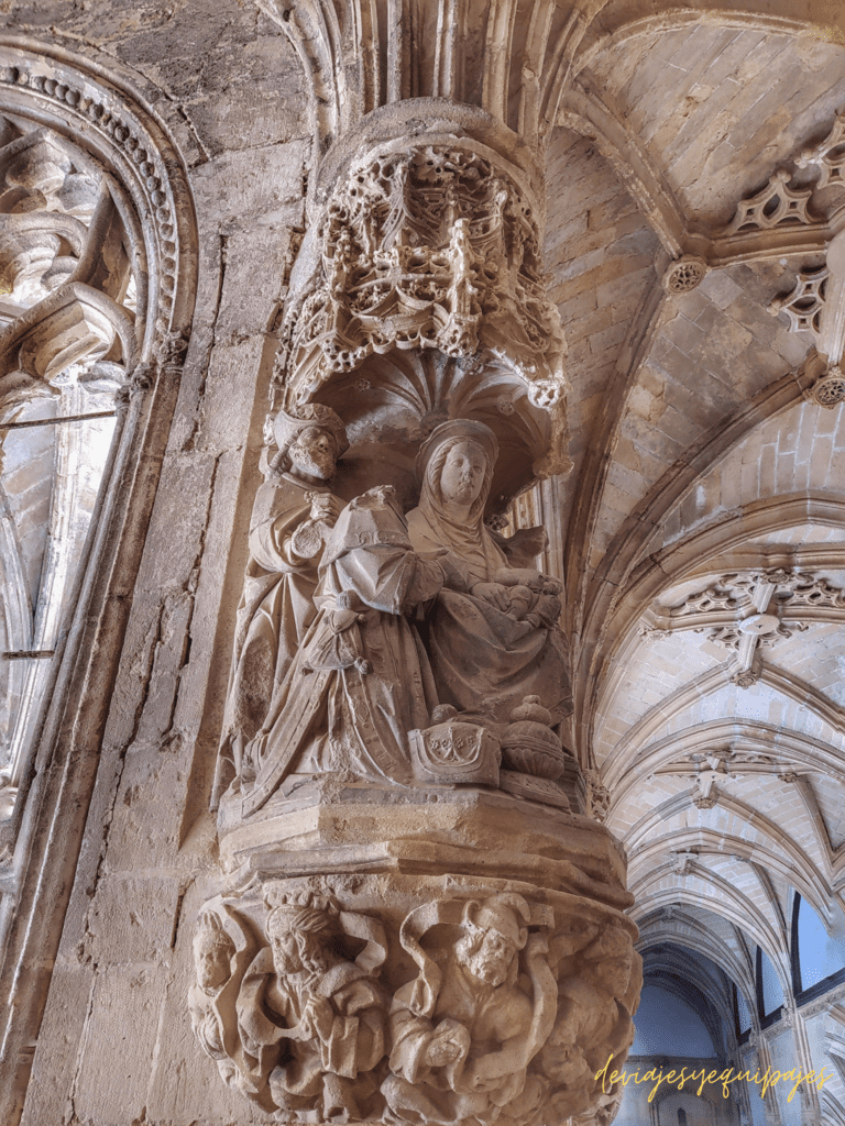 claustro monasterio oña